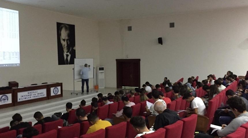 Temel d&uuml;zey borsa ve t&uuml;rev piyasalar eğitimi tamamlandı