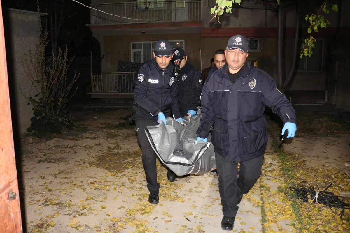 Konya'da vahşet! Tartıştığı karısını d&ouml;verek &ouml;ld&uuml;rd&uuml;