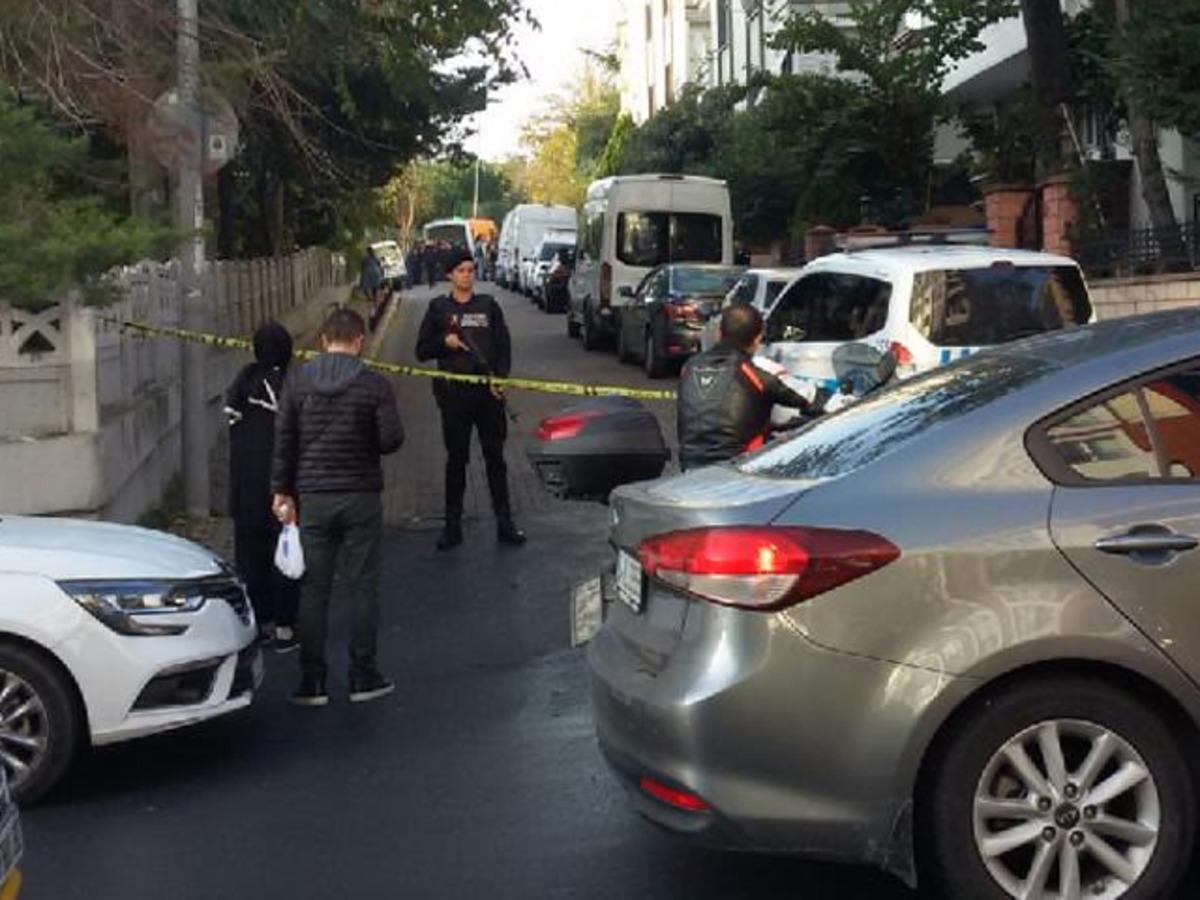 Bakırk&ouml;y'de bir evde 1'i &ccedil;ocuk 3 kişinin cansız bedeni bulundu