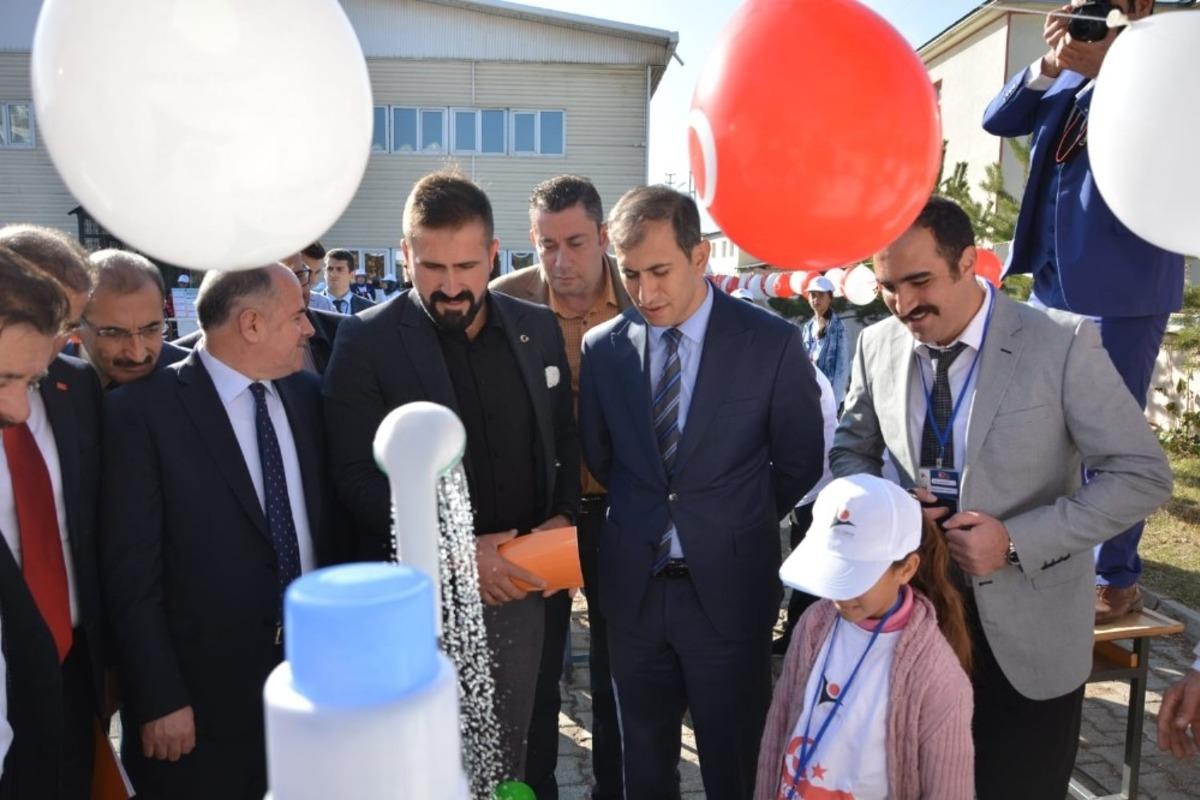 Aşkale&rsquo;de bilim fuarı a&ccedil;ıldı