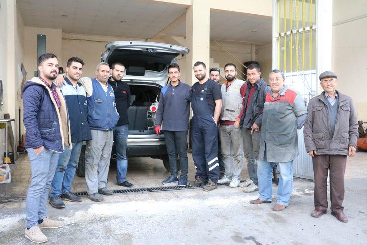 Akaryakıt sorununu bitirecek bir buluş! Araçların yüzde 50 suyla çalışabilmesini sağlayan sistem geliştirdi G4