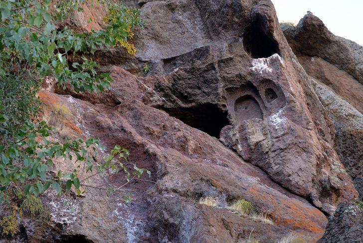 Hristiyanların gizli ibadet yeri: Zağ Mağaraları G4