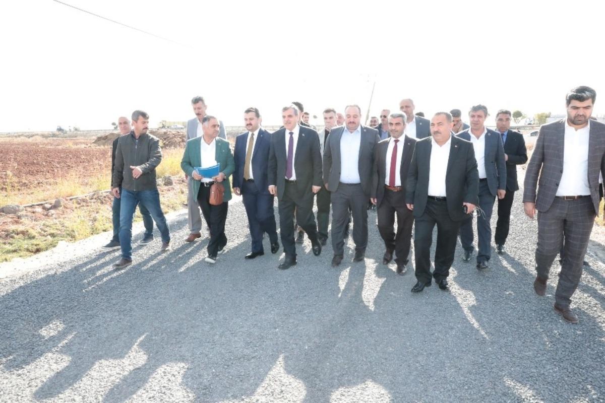 Beyazg&uuml;l asfalt &ccedil;alışmalarını yerinde inceledi