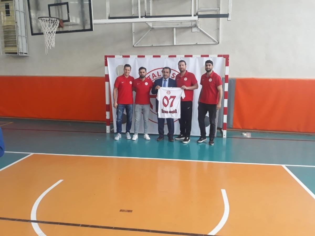 Parkenin Akrepleri &ouml;ğrencilerle buluştu