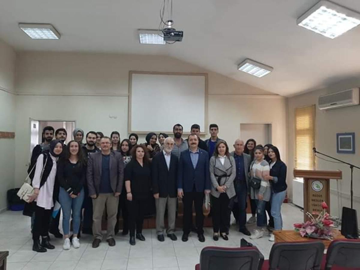 SMMMO ile D&uuml;zce &Uuml;niversitesi &ouml;ğrencileri bir araya geldi
