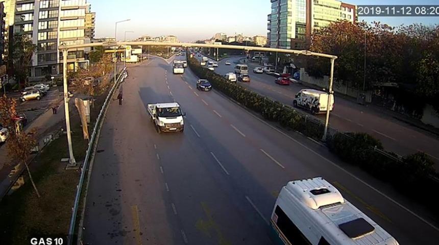 Altınyol’da dördüncü şerit çalışması bitti