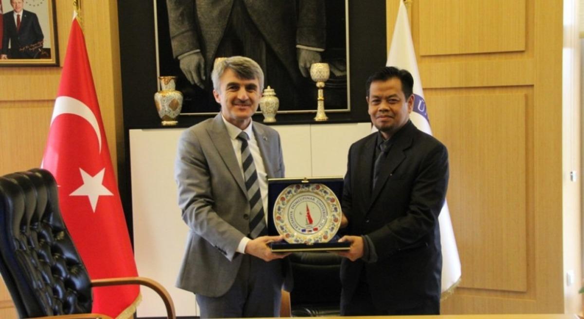 DP&Uuml; ile Islam Negeri &Uuml;niversitesi arasında iş birliği protokol&uuml;