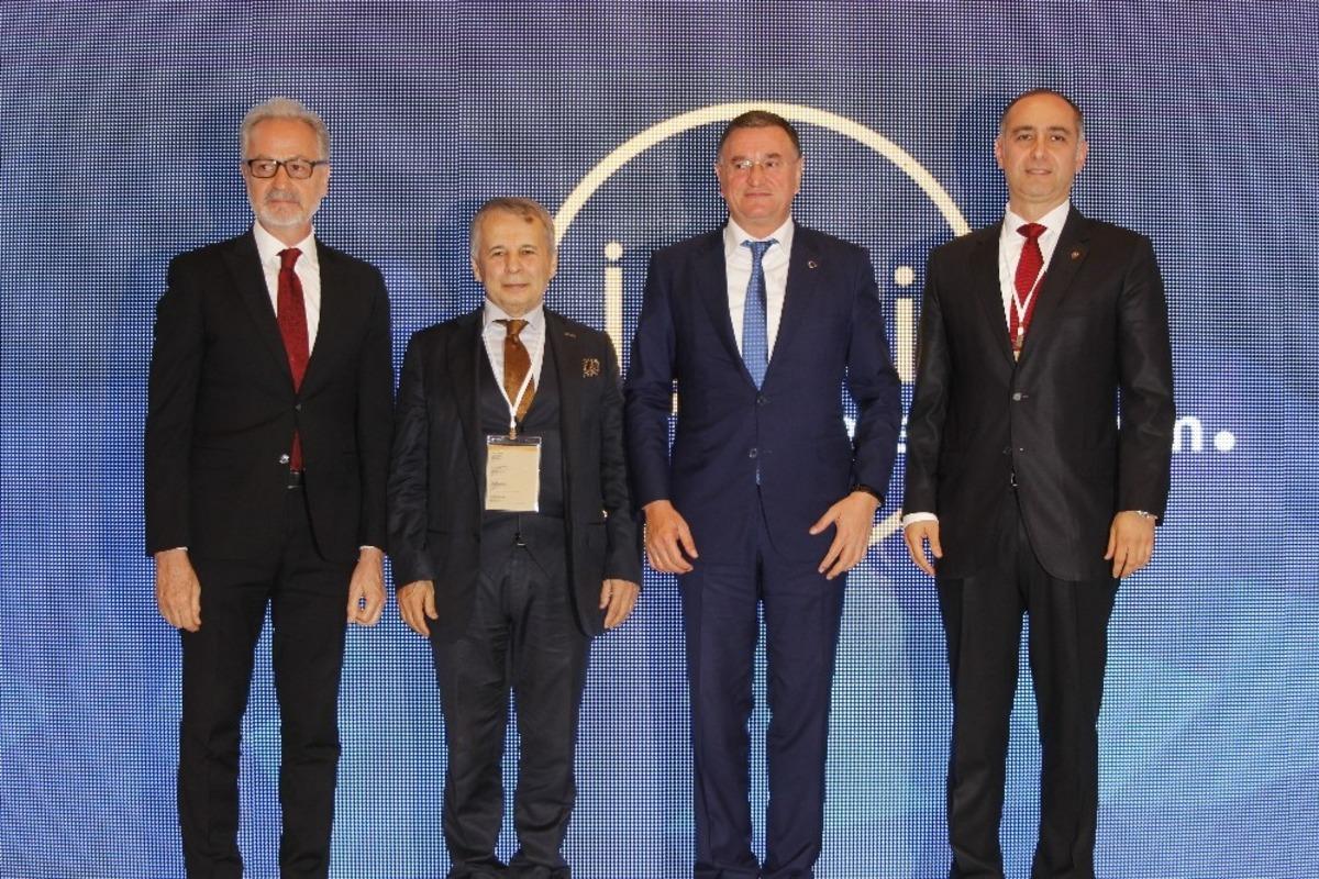 Ekinci: "Kalkınmanın belirleyici akt&ouml;r&uuml; KOBİ&rsquo;lerimiz olacak"