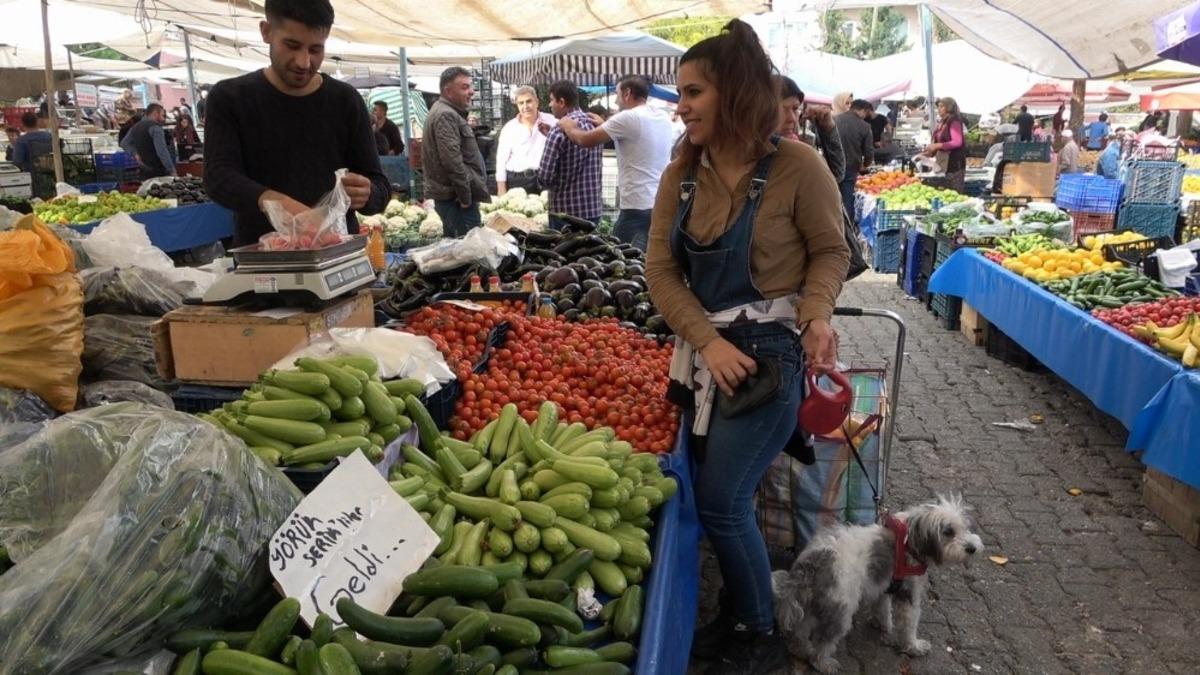 Denizli&rsquo;de sebze ve meyve fiyatlarından esnaf da vatandaş da memnun