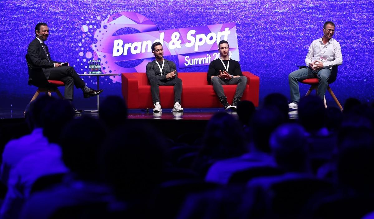 Milli cimnastik&ccedil;iler, Brand & Sport Summit 2019'da "M&uuml;kemmelliğin peşinde" oturumuna katıldı
