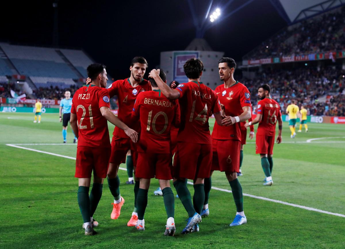 Portekiz'den asker selamı! UEFA ne yapacak?