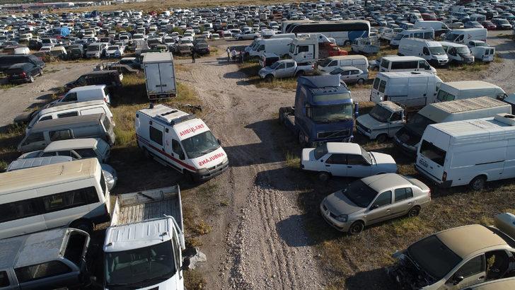 Yediemin otoparkındaki yüzlerce araçlar çürümeye terk edildi G1