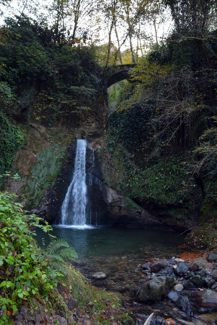 Ordu'daki şelale görenleri mest ediyor G1