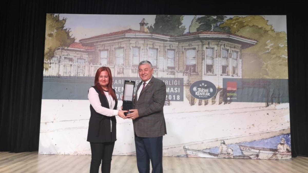 75. Yıl Sanat Galerisi Projesi &ouml;d&uuml;l aldı