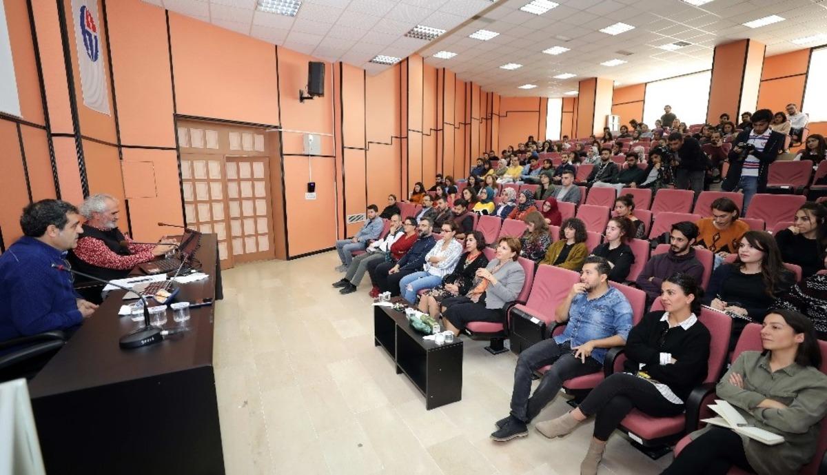 GA&Uuml;N&rsquo;de &ccedil;ağdaş sanat stratejileri s&ouml;yleşisi