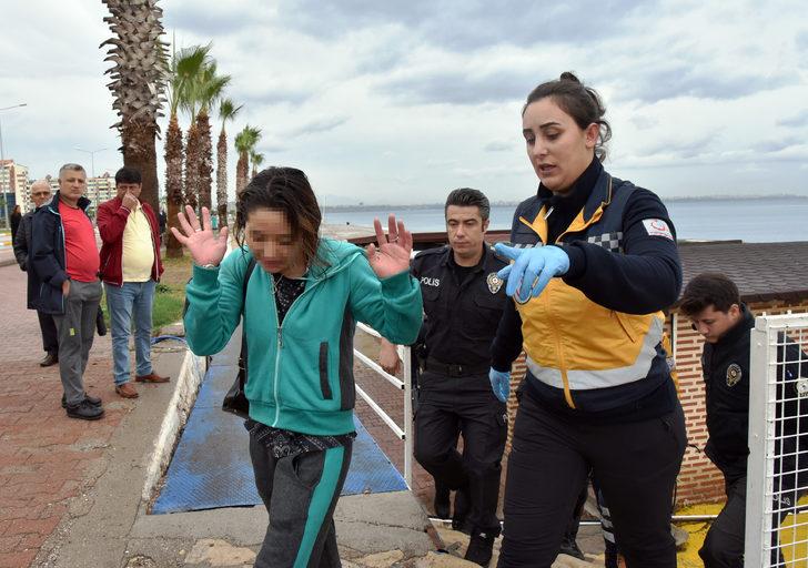 Antalya'da ilginç olay! Ortalığı karıştırdı, dans ederek gözden kayboldu G1
