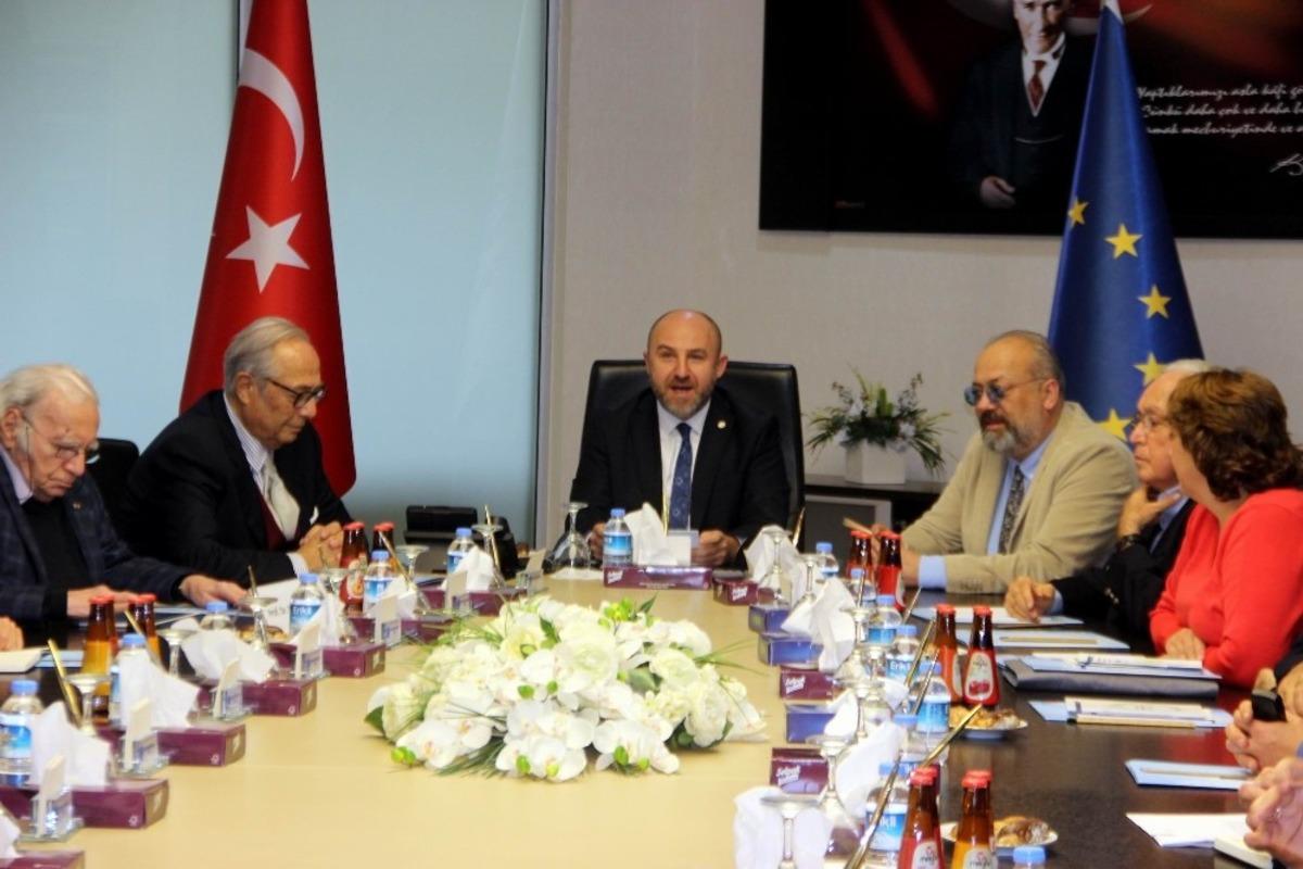 KAYSO Y&ouml;netim Kurulu &Uuml;yesi Sarıalp: "AB ile ekonomik ilişkilerin karşılıklı &ccedil;ıkarları dengeleyecek bir zemine oturtulması gerekmektedir"