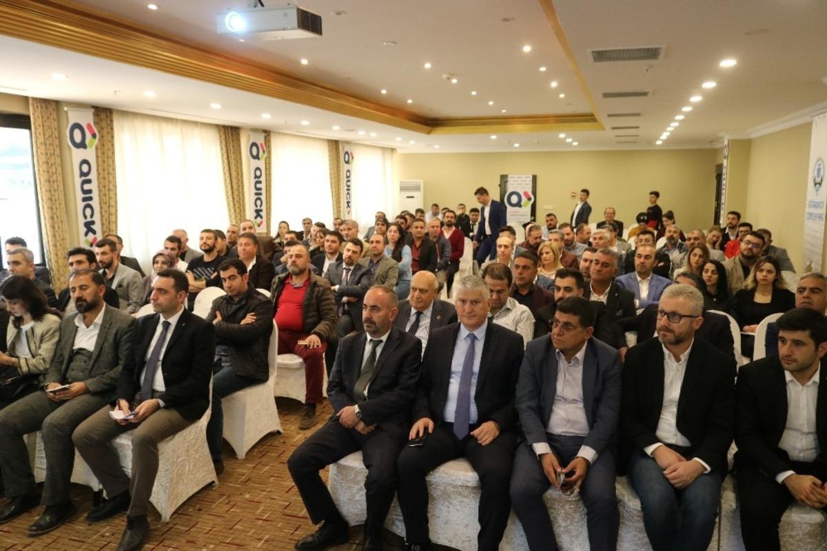 Sigorta firması Diyarbakır&rsquo;da &uuml;yeleri ile bir araya geldi