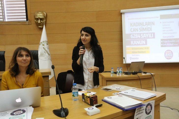 Akhisar’da kadın hakları anlatıldı G3