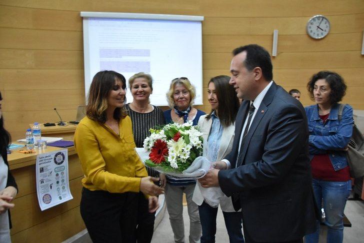 Akhisar’da kadın hakları anlatıldı G4