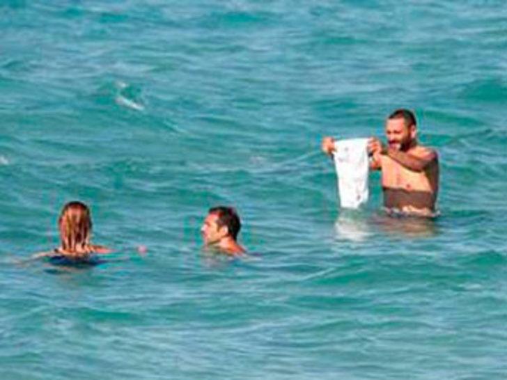 İç çamaşırıyla büyüledi G5