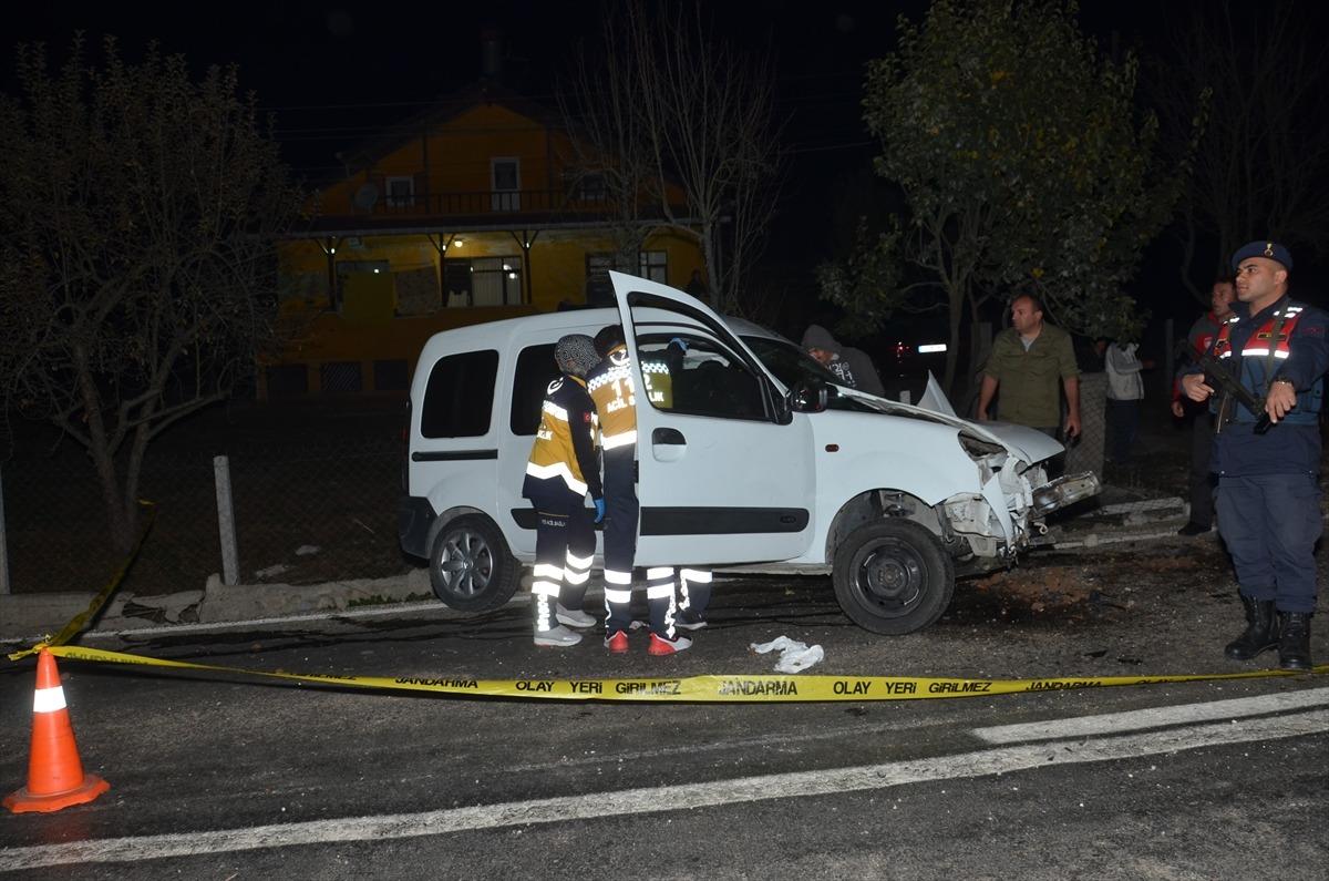 Şarampole devrilen aracın s&uuml;r&uuml;c&uuml;s&uuml; hayatını kaybetti