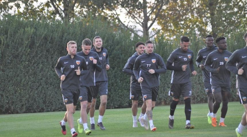 Kayserispor&rsquo;da yabancılara &ouml;deme yapıldı