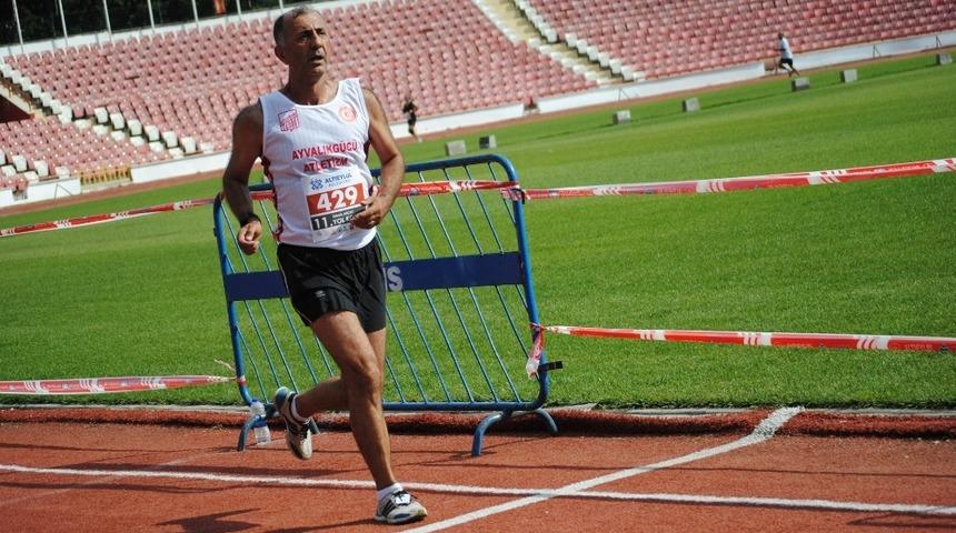 Y&uuml;r&uuml;y&uuml;ş Milli Takımı Antren&ouml;r&uuml; Sabahattin Tatar hayatını kaybetti