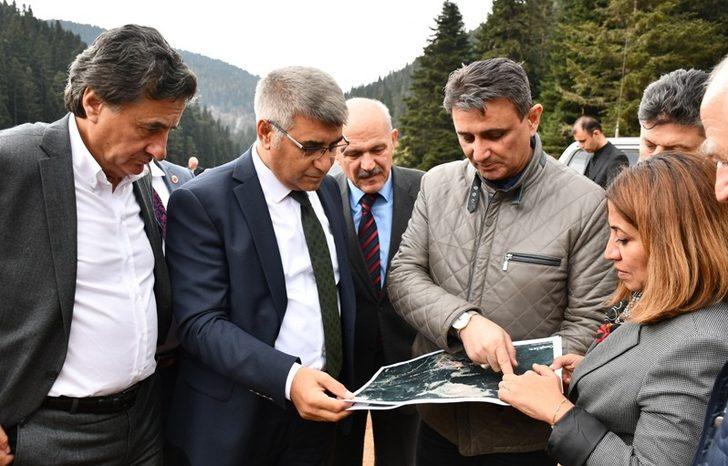 Vali Gürel ve milletvekilleri Eğriova Göleti’nde incelemelerde bulundu G1