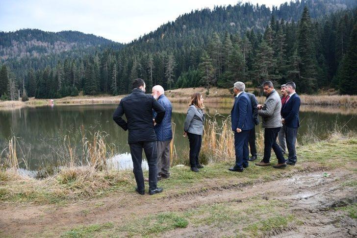 Vali Gürel ve milletvekilleri Eğriova Göleti’nde incelemelerde bulundu G3