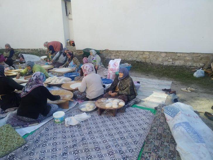 Emet’te gözleme hayrı ve yağmur duası G2