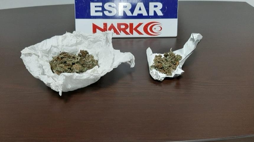 Balıkesir polisi 4 uyuşturucu tacirini yakaladı