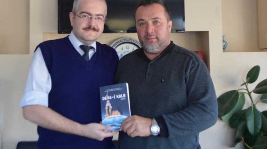 İsmail Fazıl Atabay&rsquo;ın ilk şiir kitabı yayınlandı