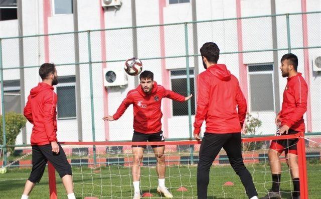 Eskişehirspor milli arada boş durmuyor