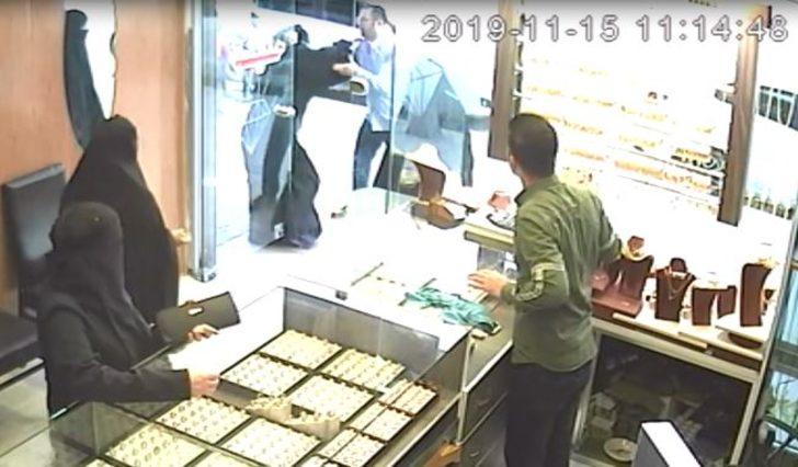 Kara çarşaf giyip gelmişlerdi! 8 yaşındaki çocuk ele verdi G5