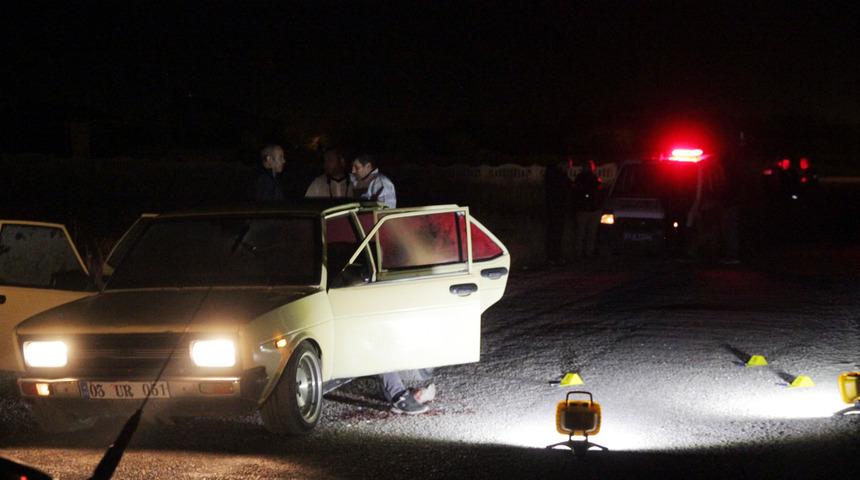 Tartıştığı kişinin iş yerini kurşunladı, evinin önünde av tüfeğiyle öldürüldü