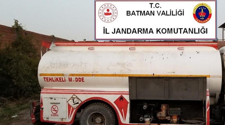 Batman&rsquo;da 12 bin litre ka&ccedil;ak motorin ele ge&ccedil;irildi