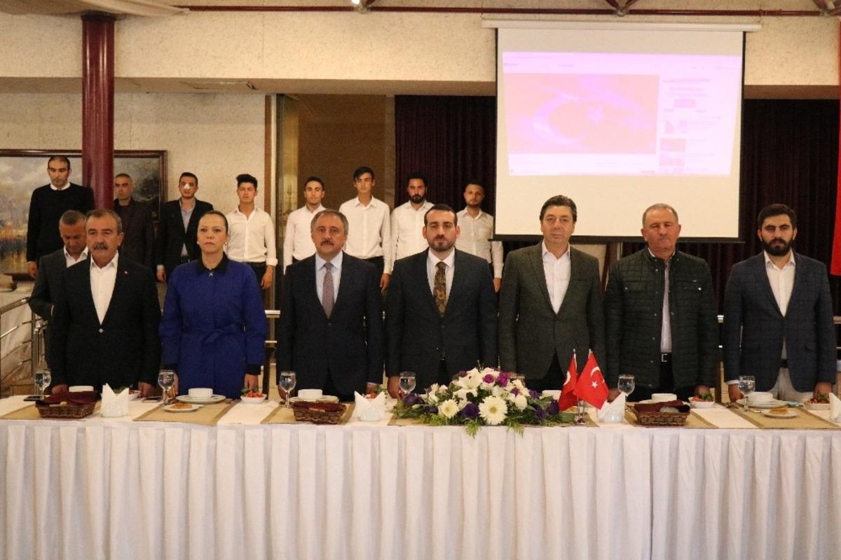 AK Parti, Gen&ccedil;lik Kolları Danışma Meclisi Toplantısı yapıldı