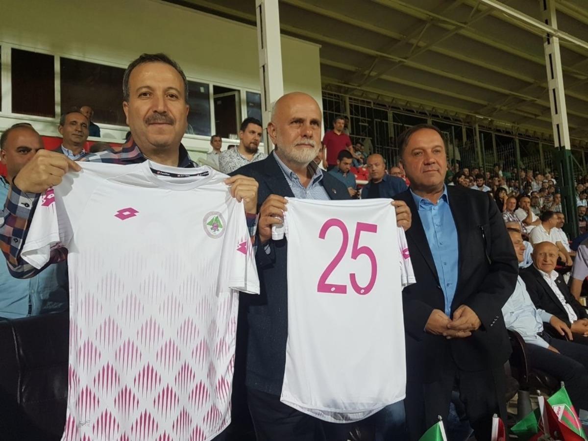 &lsquo;Isparta 32 Spor i&ccedil;in bir kıvılcım &ccedil;ak&rsquo; &ccedil;ağrısı