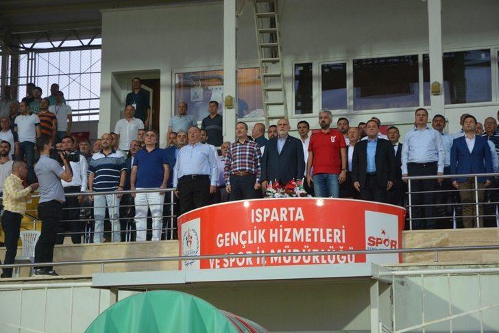 ‘Isparta 32 Spor için bir kıvılcım çak’ çağrısı G3