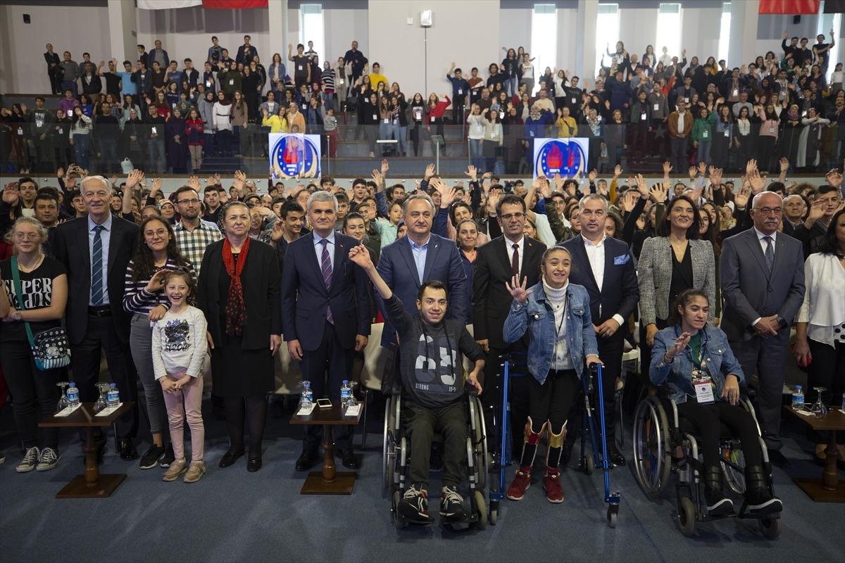T&uuml;rk Eğitim Derneğinden 684 &ouml;ğrenciye "Tam Destek Bursu"
