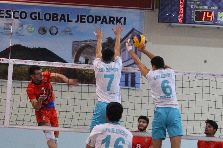 Jeopark Kula Belediyespor: 2 - Alanya Belediyespor: 3 G1