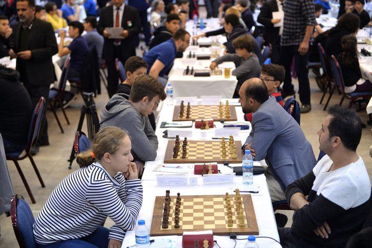 Mersin Uluslararası Satranç Turnuvası başladı G3