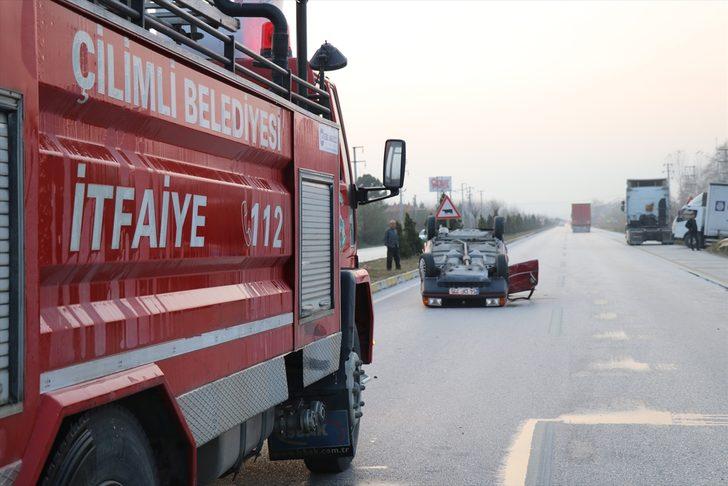 Düzce'de otomobille tır çarpıştı: 1 yaralı G5