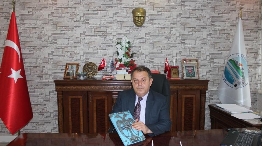 Av tüfeği işlemeciliğinde Selçuklu sanatı kitaplaştırıldı