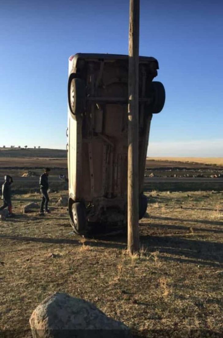 Görenler inanamadı! Dik şekilde asılı kaldı G1