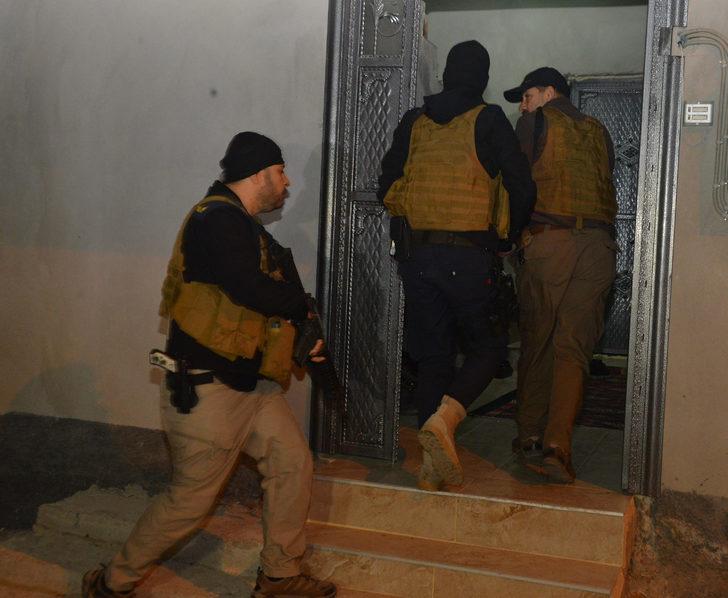 Adana'da eylem hazırlığında olduğu iddia edilen 4 DEAŞ'lı yakalandı G3