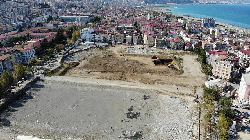 Trabzon&rsquo;da yıkılan H&uuml;seyin Avni Aker Stadı&rsquo;nın yerine ne yapılacak?