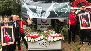 Naim Süleymanoğlu için anma töreni