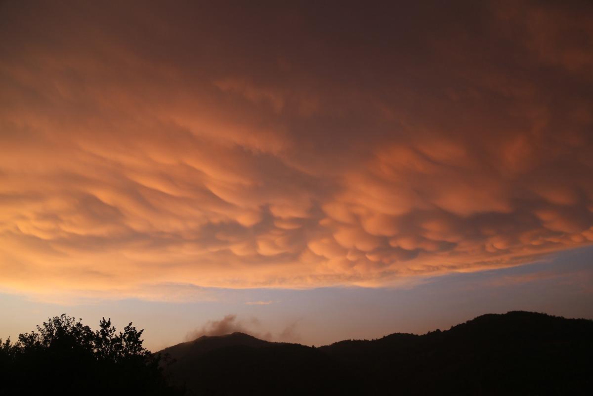 Hatay'da memeli bulut heyecanı!